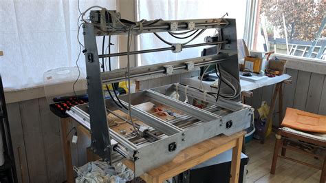 Progetto e assemblaggio di una CNC autocostruita 